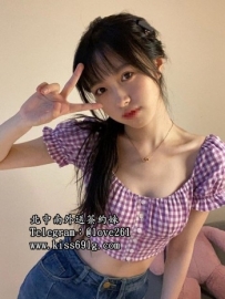 九月 160/C/19歲 #臺中 小蘿莉類型 皮膚白皙  有點嬌羞  很會...