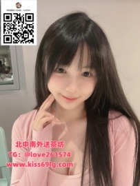 🎒 香玲162/D/21歲 地區：雙北 氣質的文學院大學生 臉蛋乾淨 眼神很乖 身材纖細 鎖骨