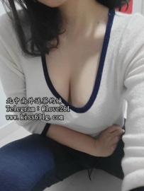 娜娜 160/E/30歲 大奶人妻 身材火辣 獨守空閨的難耐想被填...