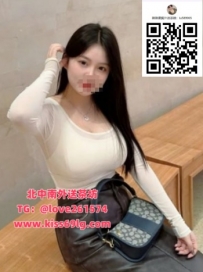 柔柔163/F/34歲 地區：台中 成熟韻味很明顯 胸型自然、臀腿有肉感 穿高跟鞋特別有味道