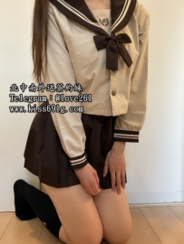 妮妮 158/C/20歲 #臺中 身材嬌小玲瓏 氣質清新 她出來兼職是...