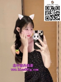 沐沐｜160/B/22歲｜ #雙北 害羞女大生📚 文靜外表 私下偷偷說自己很想「多學一點」 💬