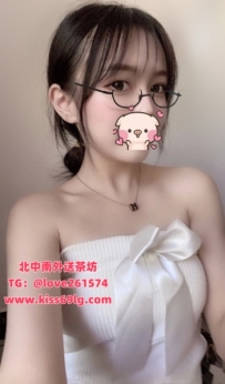小涵 163/C/22歲 地區：台北 新北 桃園龜山 清新鄰家女孩 眼睛水汪汪 笑容甜美 身材勻
